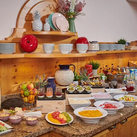 Parkhotel Neustadt فندق